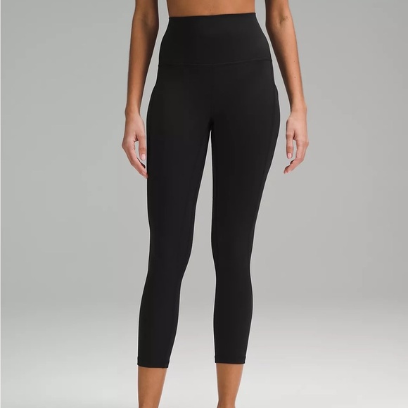 Lululemon Cropped Black Tights - Picture 1 of 6